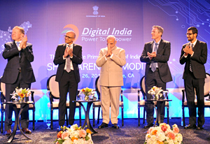 モディ首相を迎えて開催された「デジタル・インディア」のイベント（2015年9月27日、米カリフォルニア州サンノゼ）